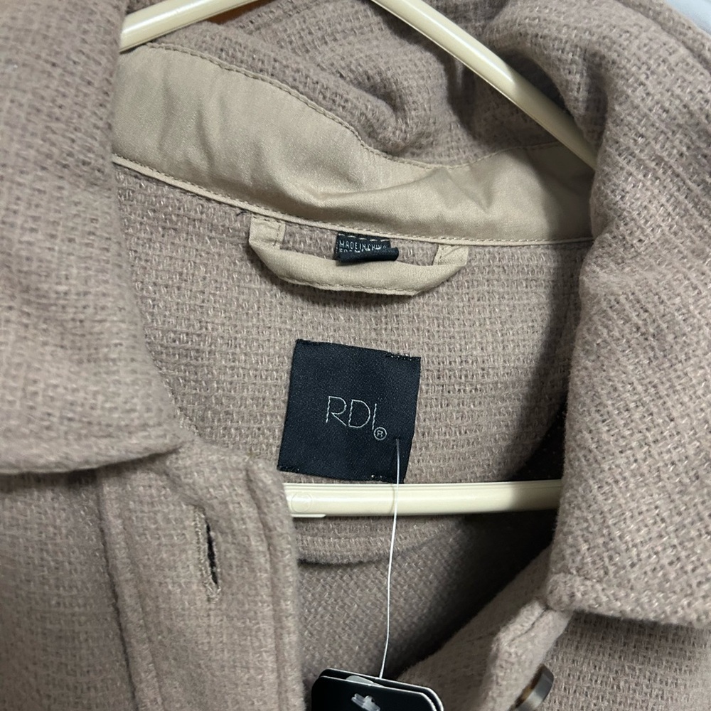 Jacket - Picture 3 of 6